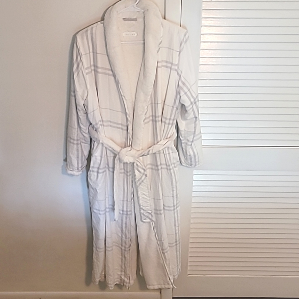 iRelax faux fur and knit robe medium